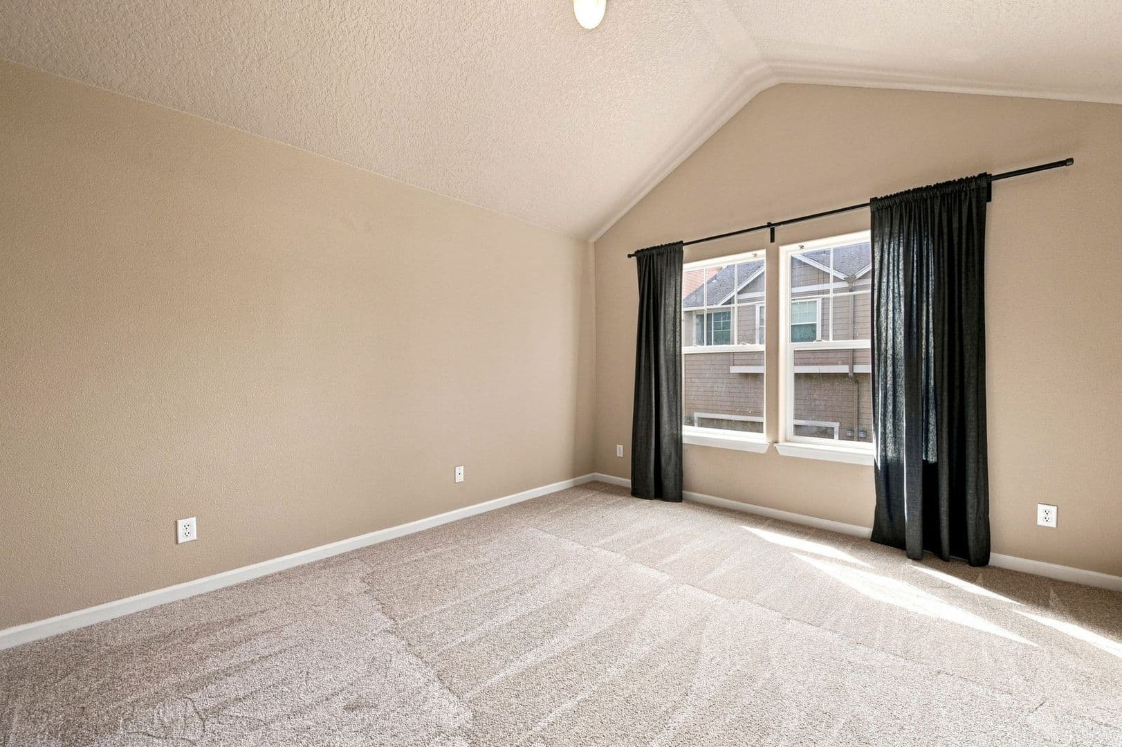 Oregon City House: 14174 Murren Way
