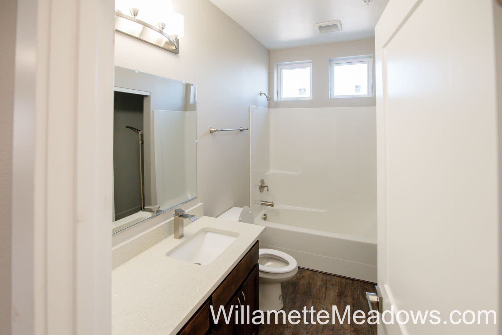 Salem Apartment: 2385 Fairgrounds Rd NE