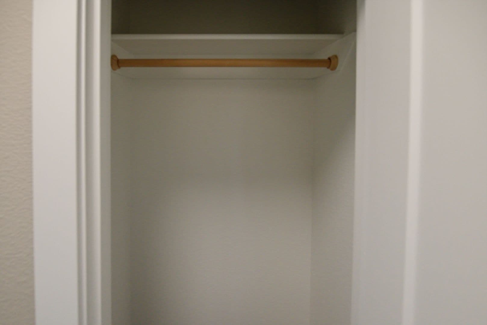 Salem Apartment: 2385 Fairgrounds Rd NE