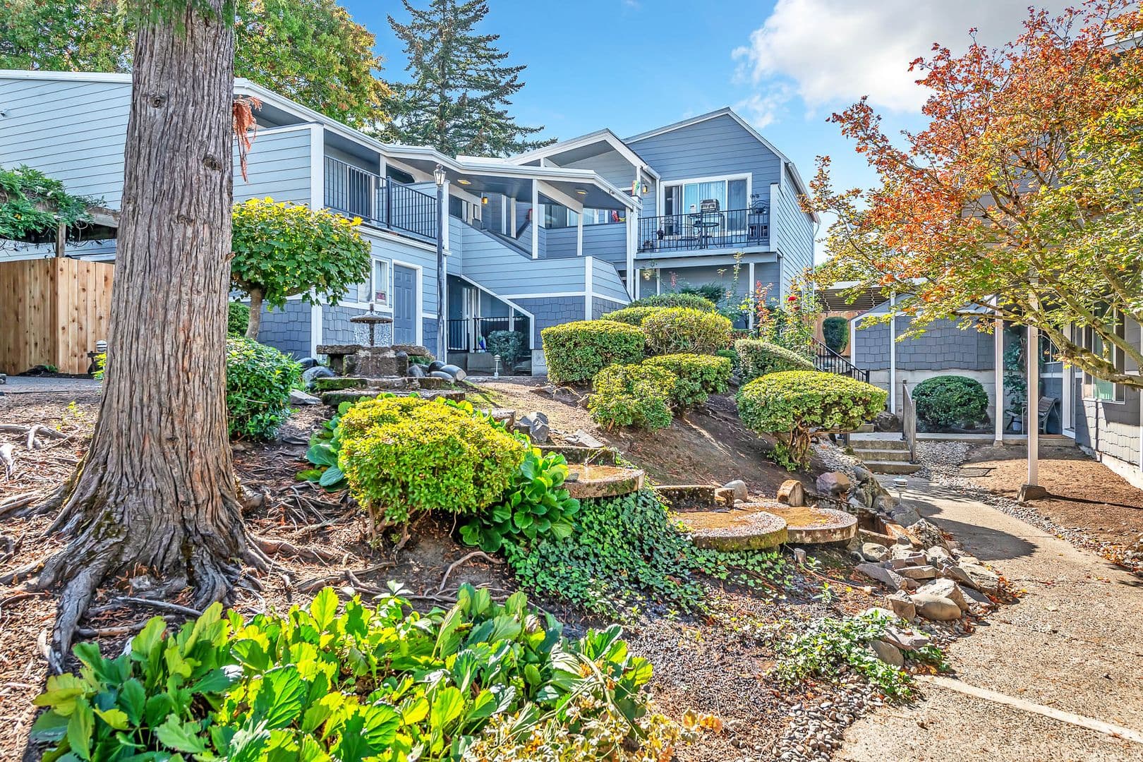 Salem Apartment: 151 - 199 25th Street NE