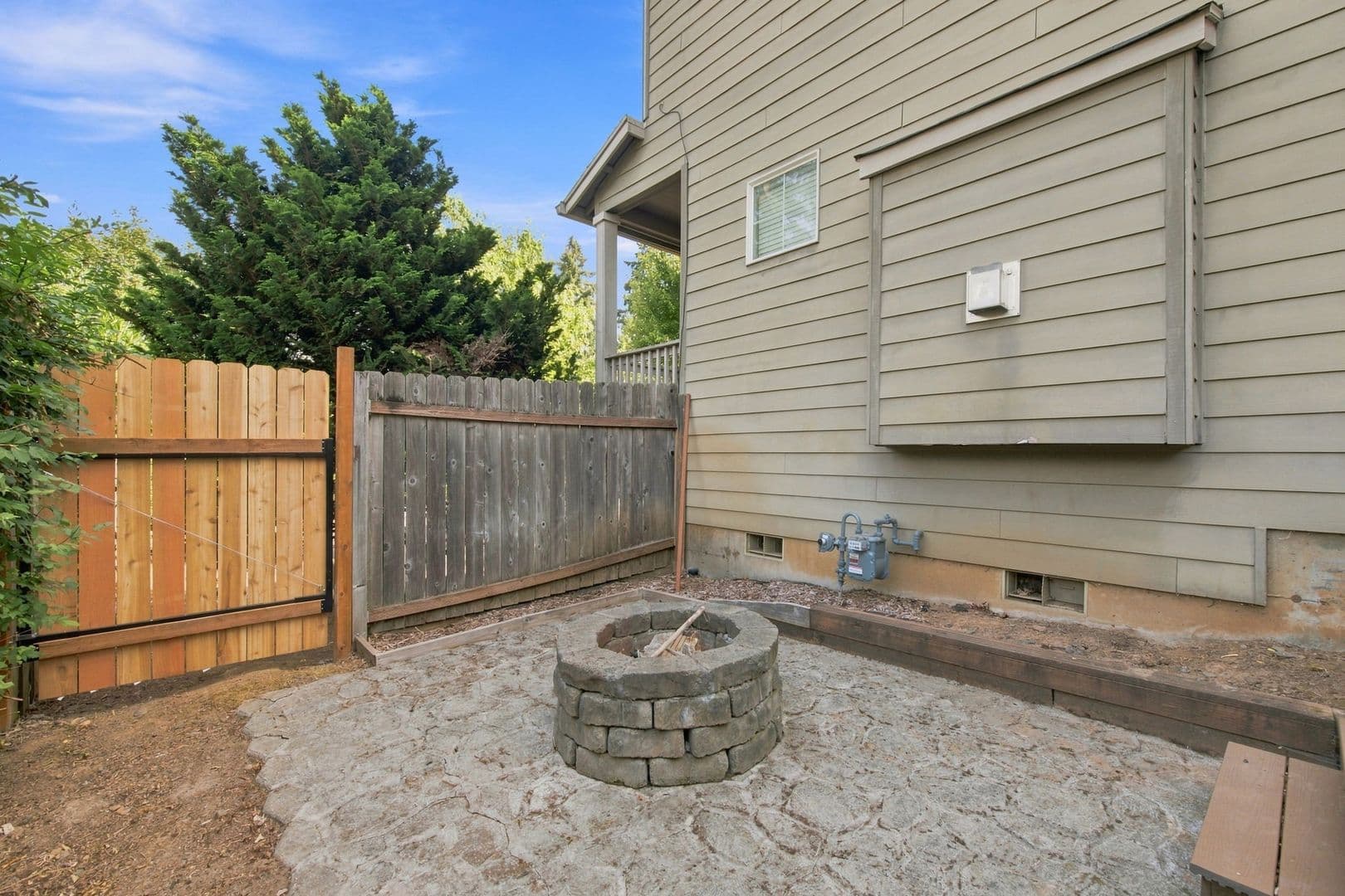 Oregon City House: 14174 Murren Way