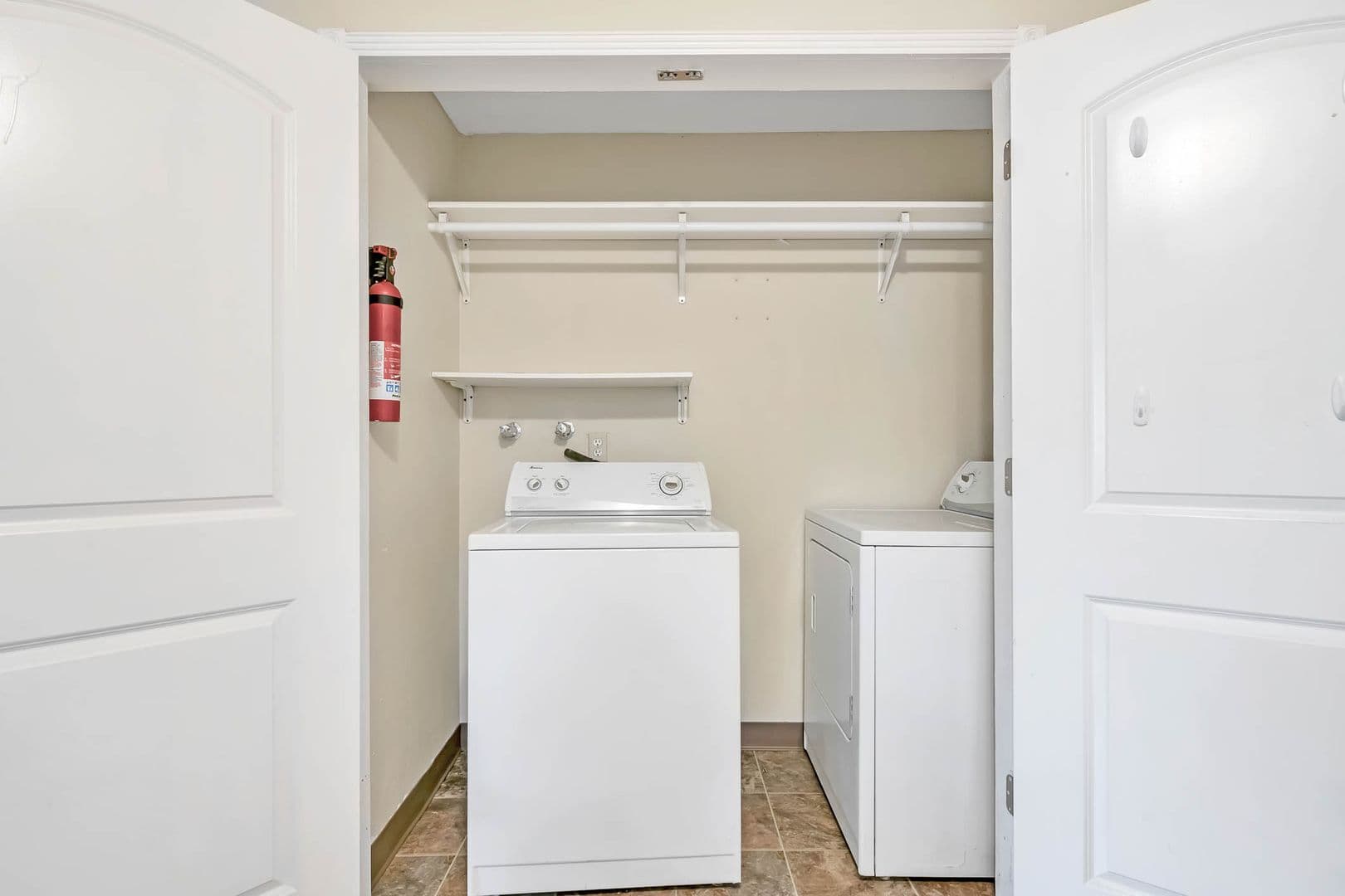Salem Apartment: 1809 - 1817 Ferry St SE