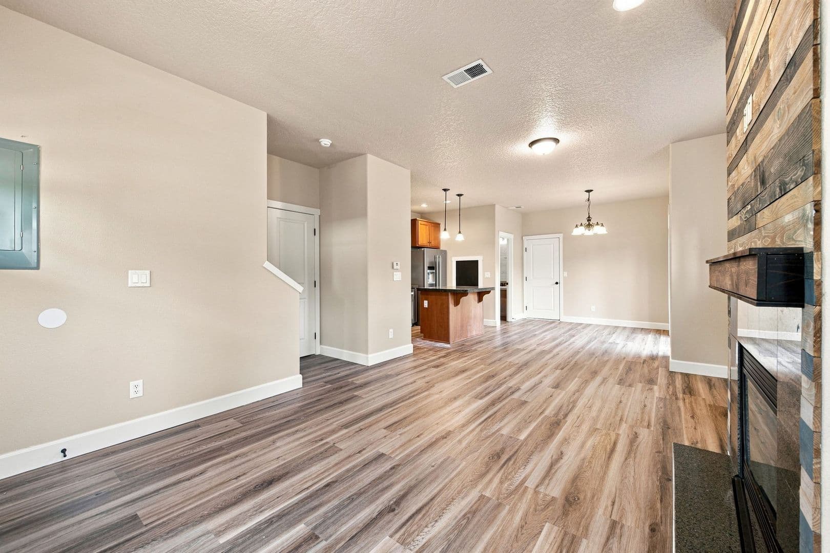 Oregon City House: 14174 Murren Way