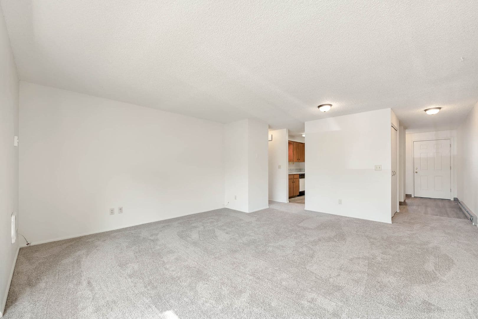 Salem Apartment: 151 - 199 25th Street NE