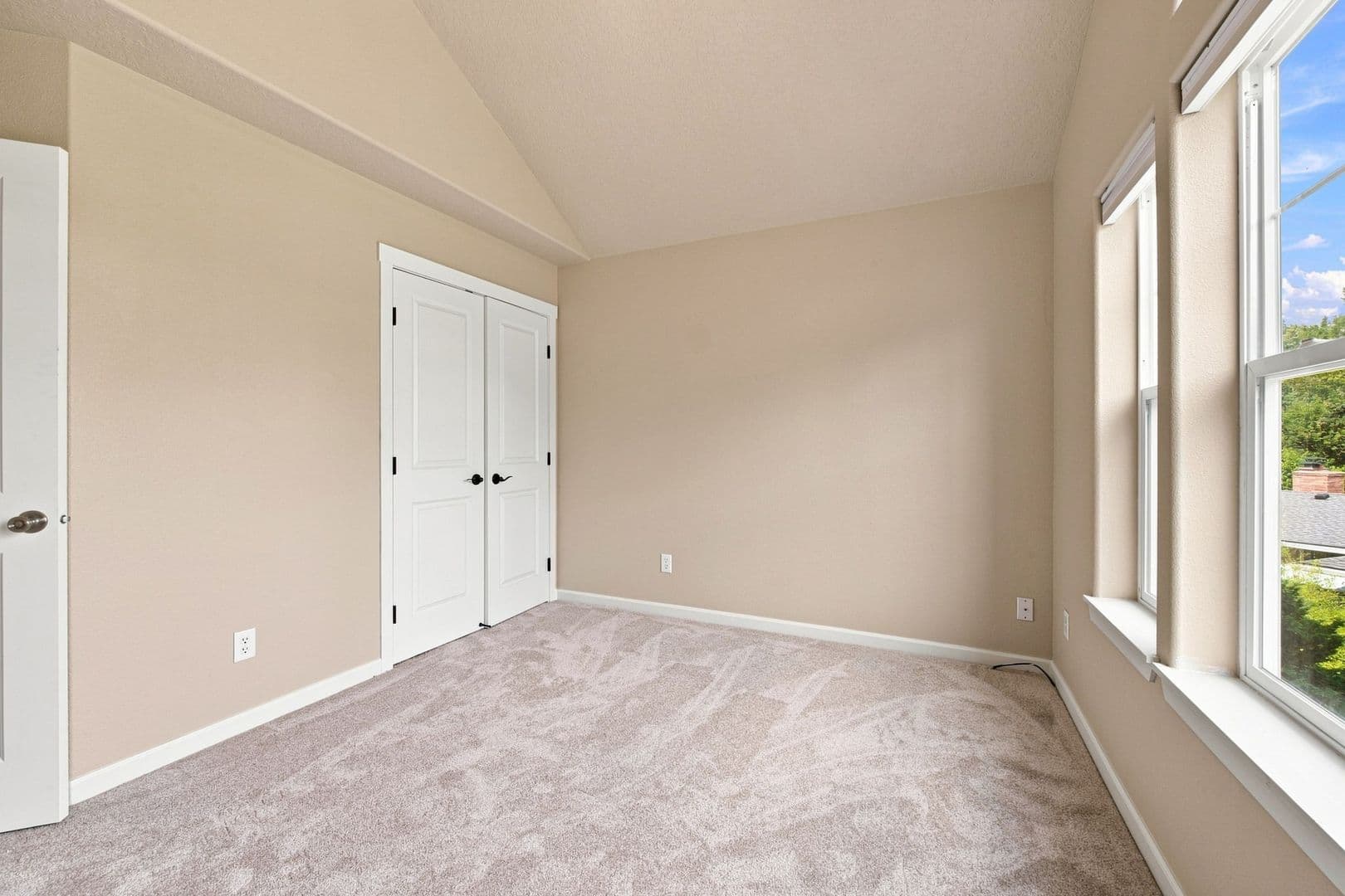 Oregon City House: 14174 Murren Way