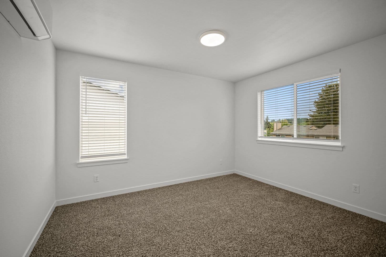 Salem Townhome: 1274 Baxter Rd S.