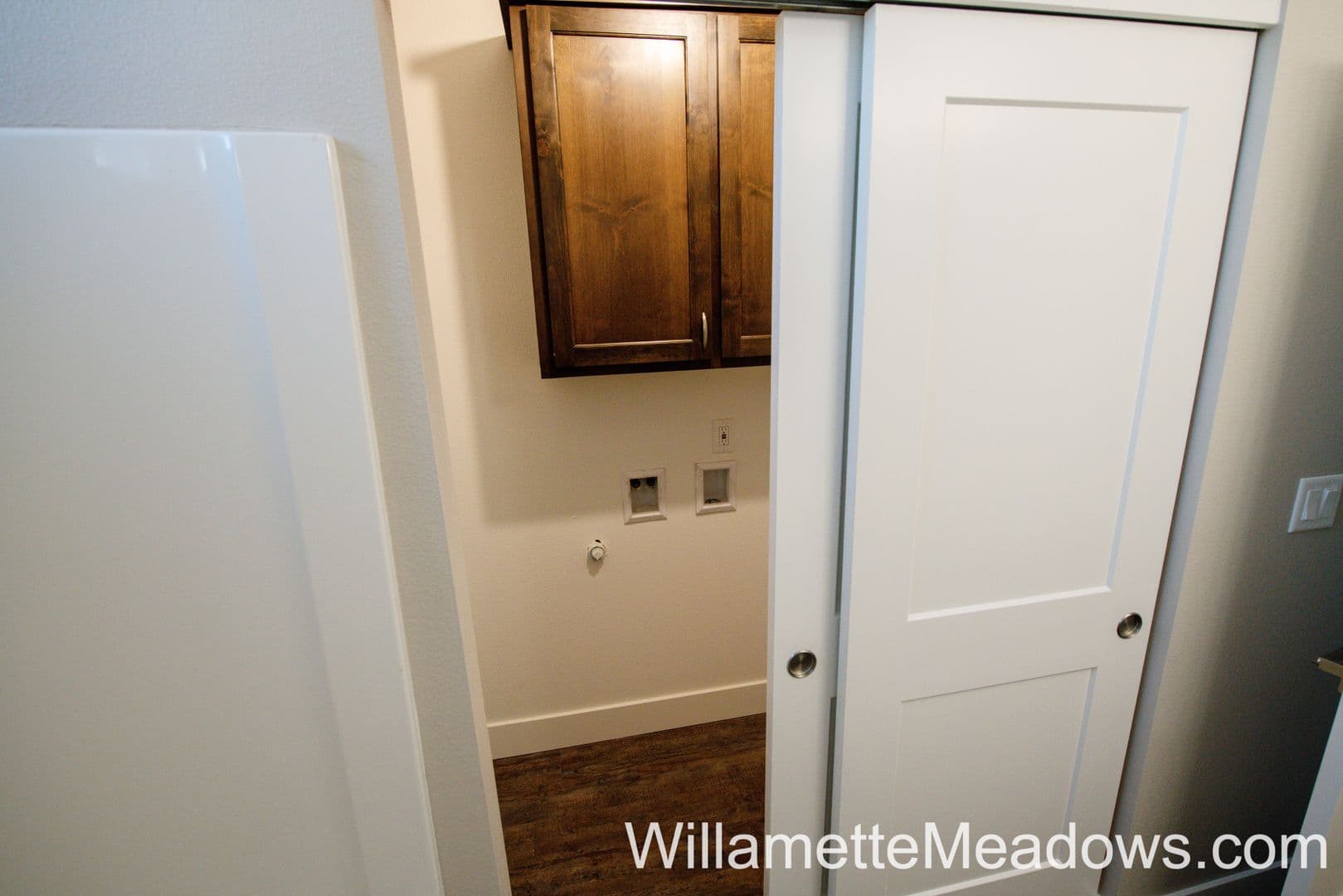 Salem Apartment: 2385 Fairgrounds Rd NE