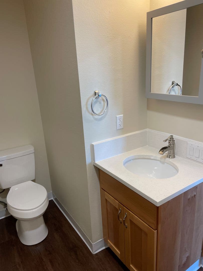 Salem Townhome: 1731 Salishan St SE