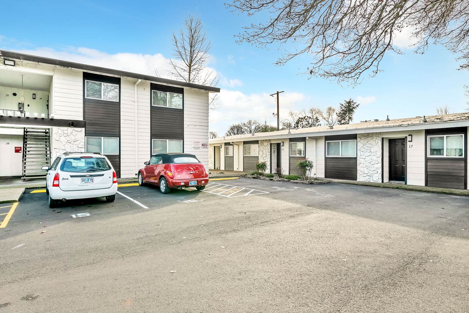 Albany Apartment: 3222 North Shore Dr SE