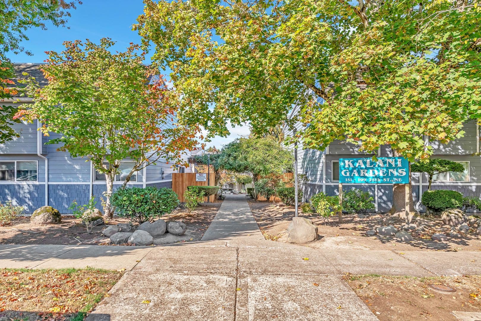 Salem Apartment: 151 - 199 25th Street NE