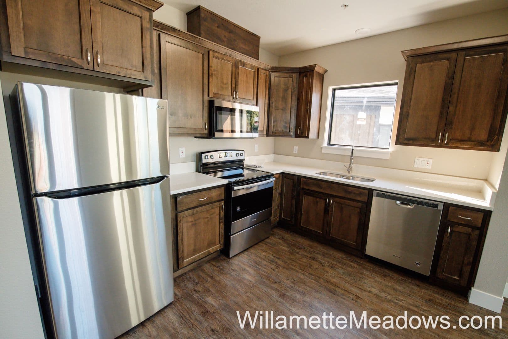 Salem Apartment: 2385 Fairgrounds Rd NE