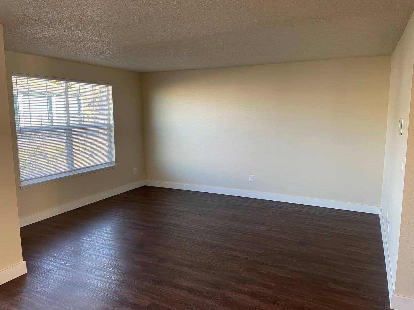 Salem Townhome: 1731 Salishan St SE