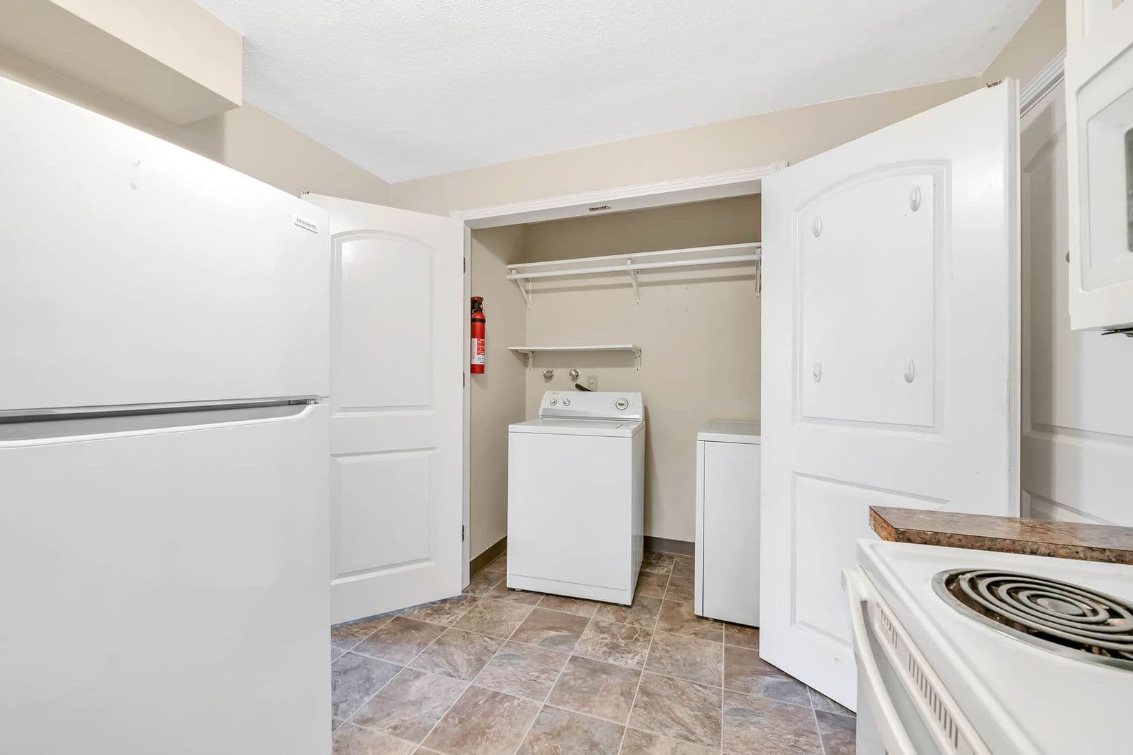 Salem Apartment: 1809 - 1817 Ferry St SE
