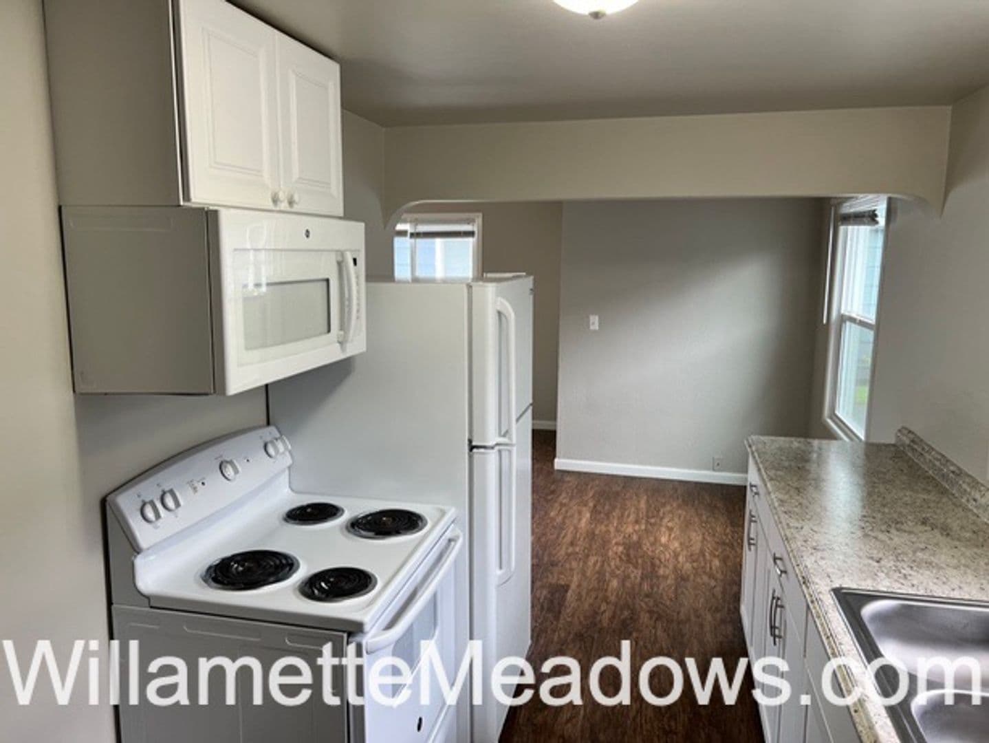 Salem Townhome: 683 Catterlin St NE