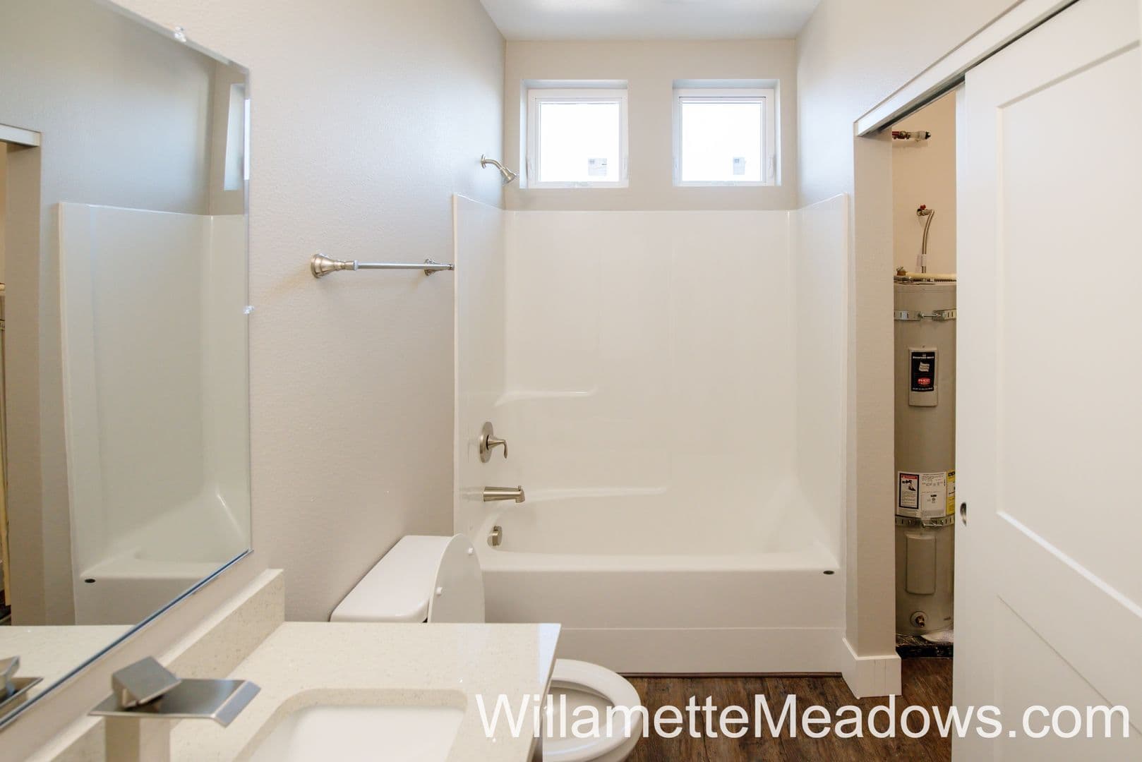 Salem Apartment: 2385 Fairgrounds Rd NE