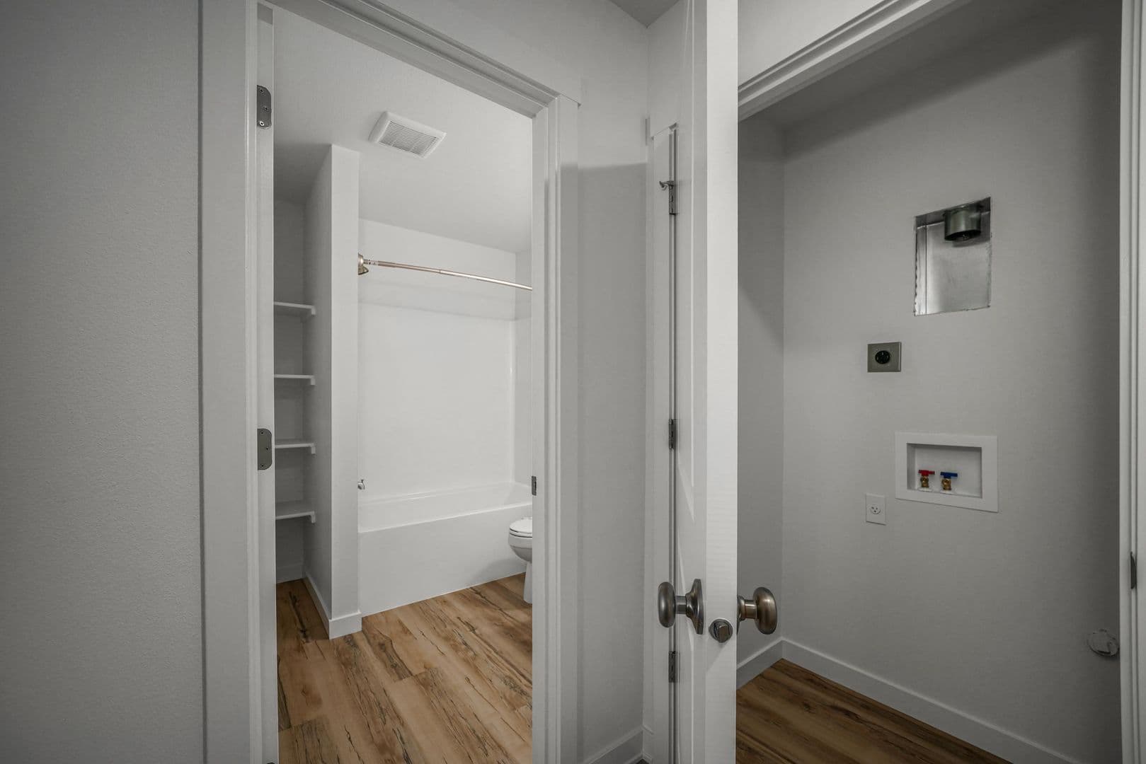 Salem Townhome: 1274 Baxter Rd S.