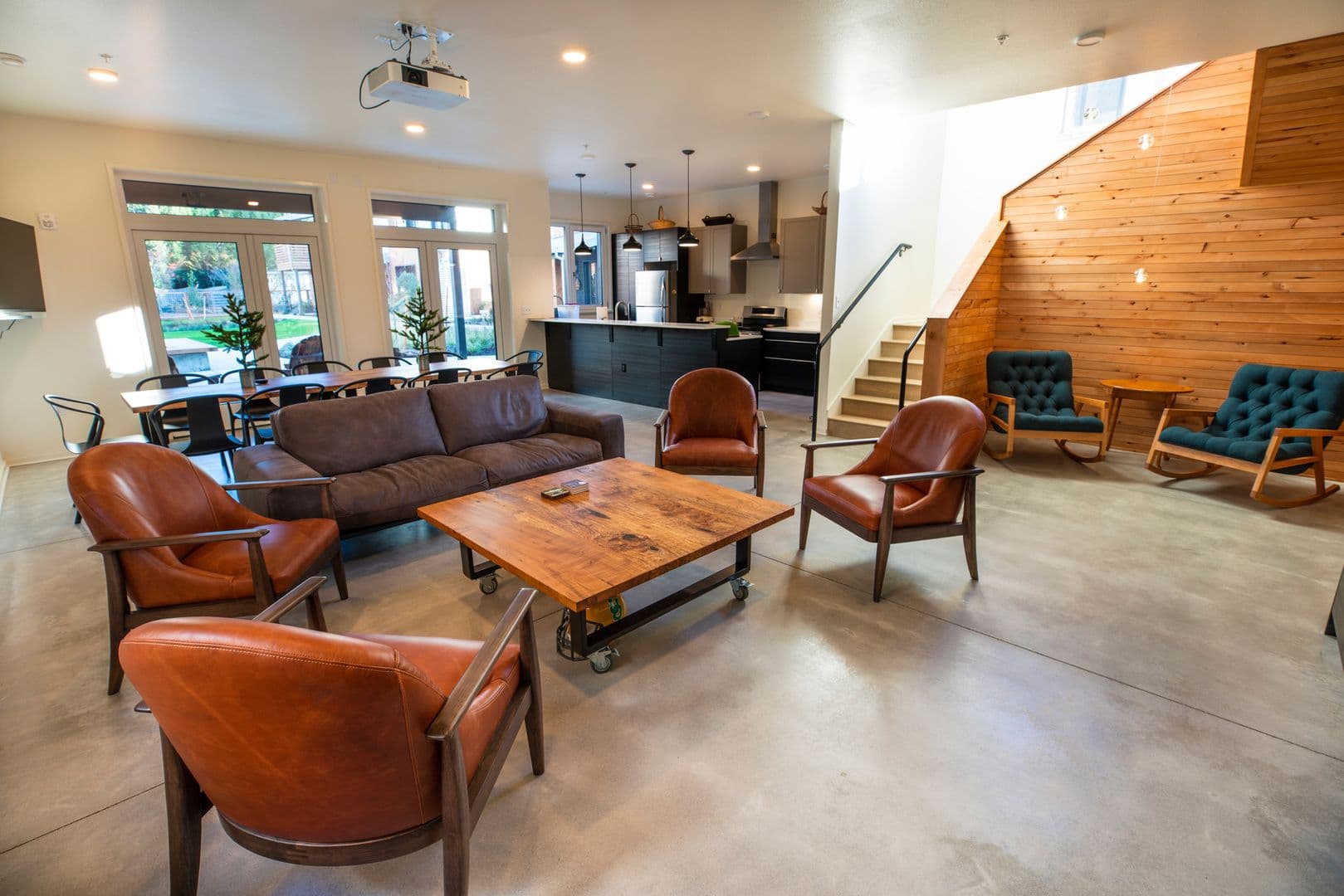 Portland Apartment: 28 - 48 NE Tillamook Street