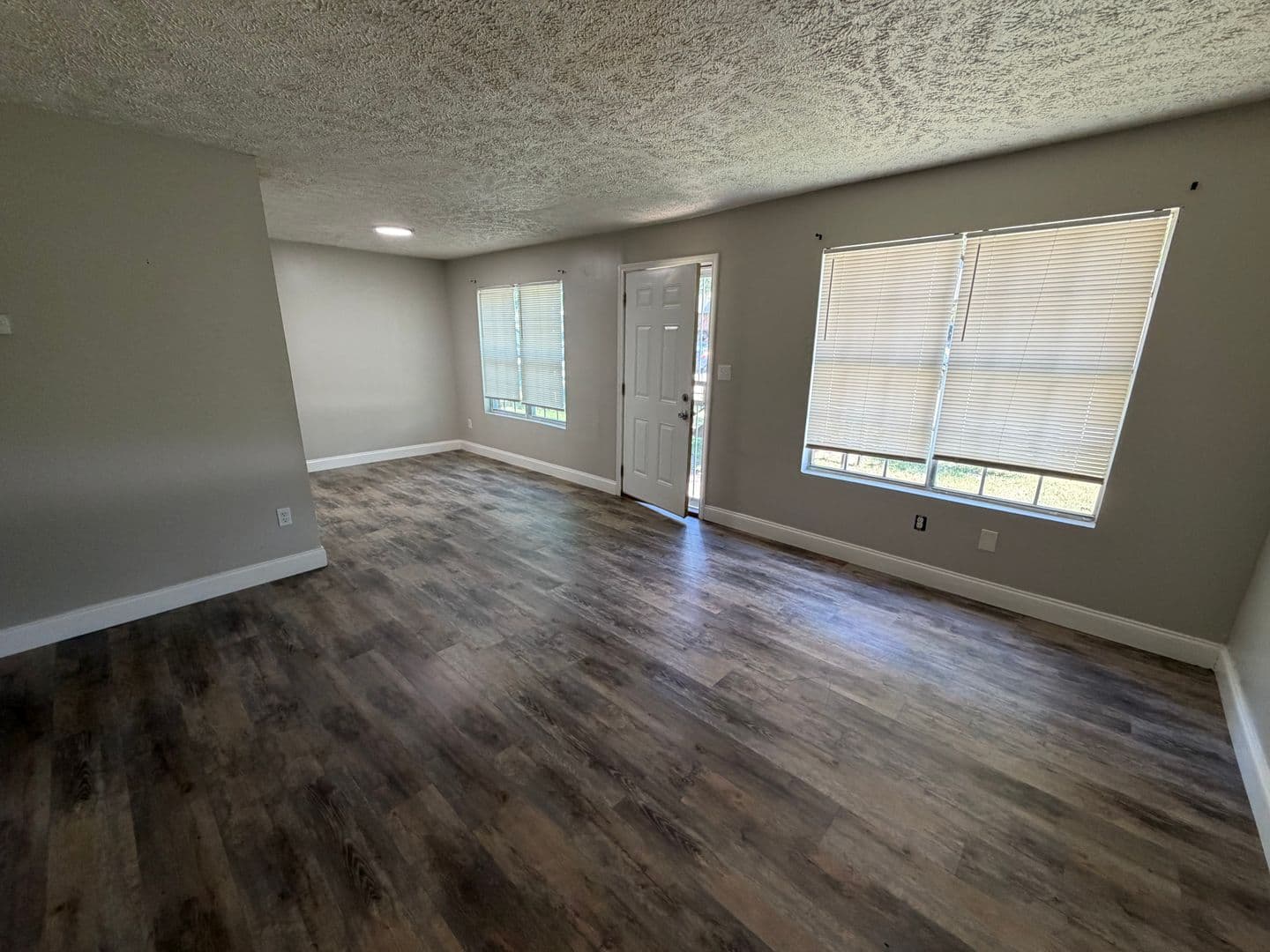 Jackson Apartment: 541 Old Hickory Blvd