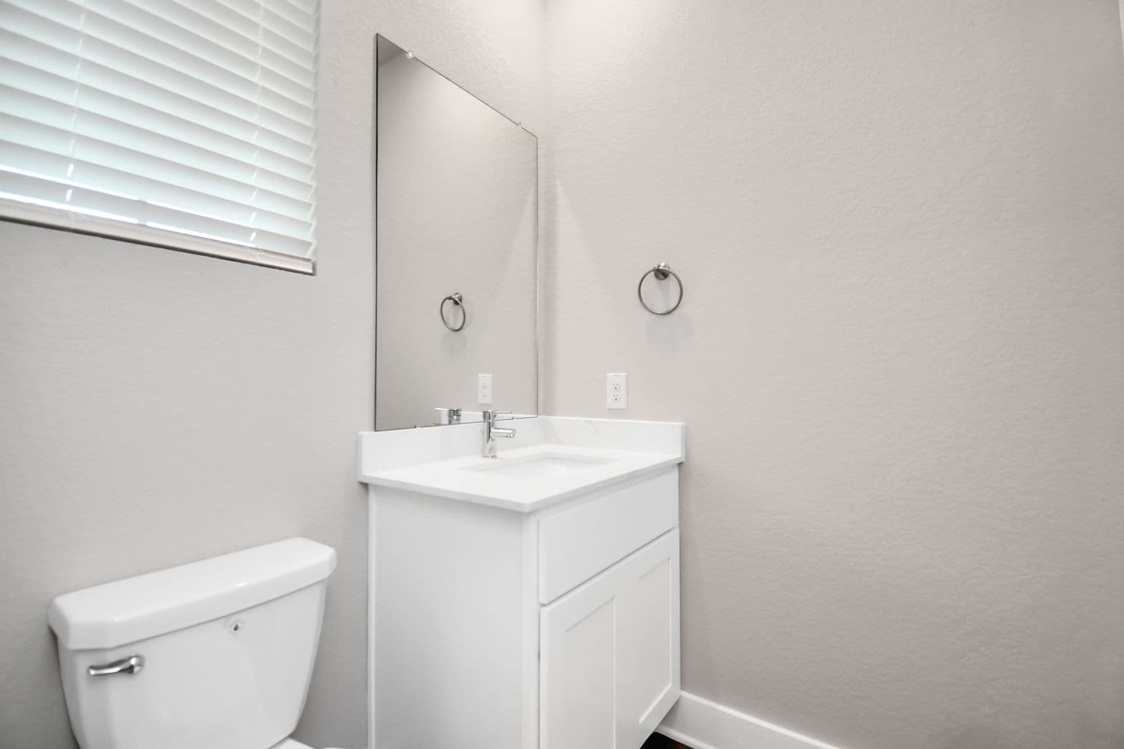 Rosharon Apartment: 10211 Alpine Lake Lane