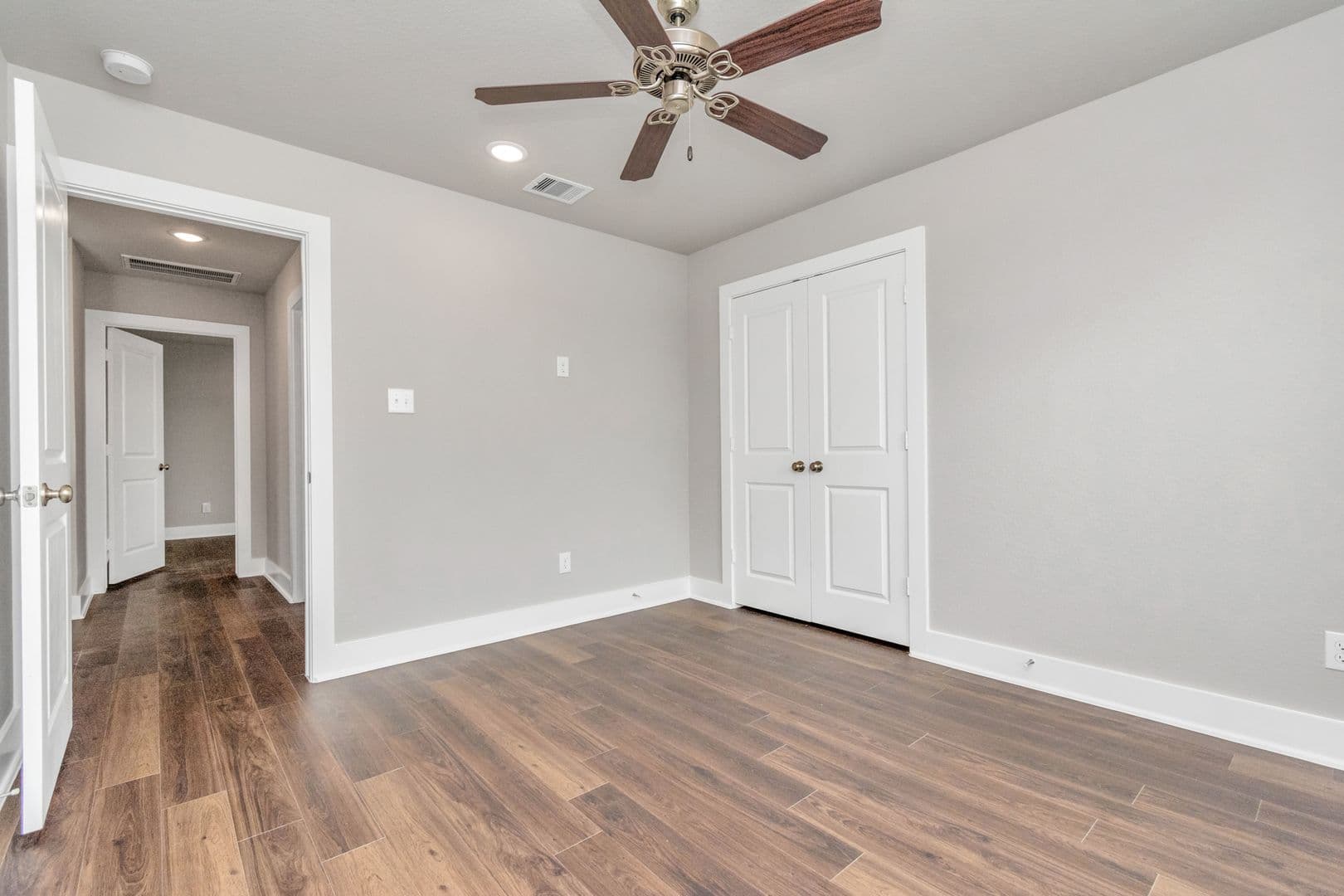 Rosharon Apartment: 10211 Alpine Lake Lane