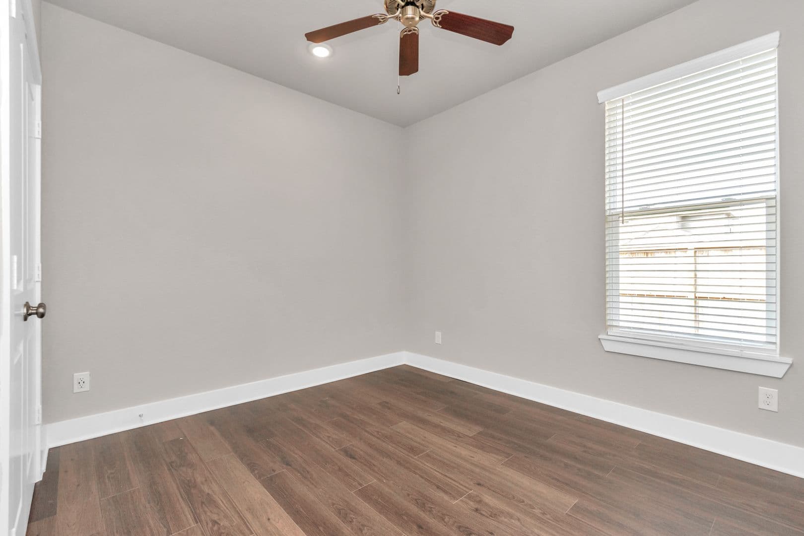 Rosharon House: 10537 Wildflower View Drive