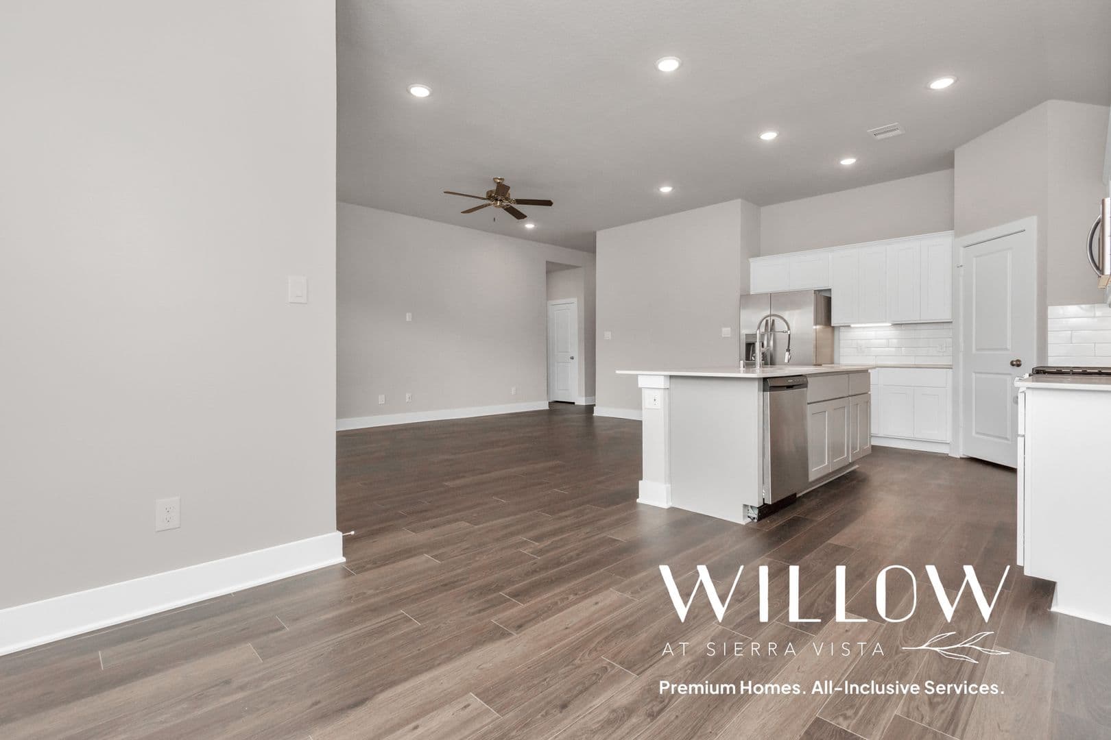 Rosharon House: 1218 Scarlet Creek Drive