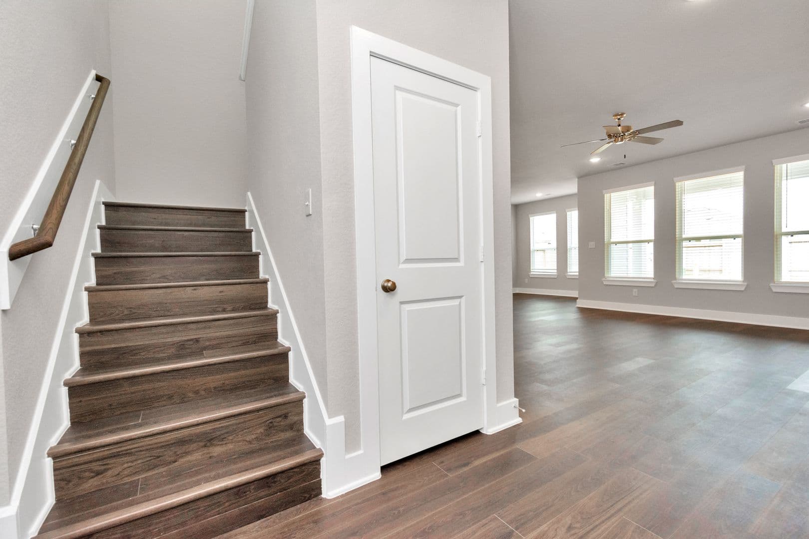 Rosharon House: 10618 Cascade Creek Drive