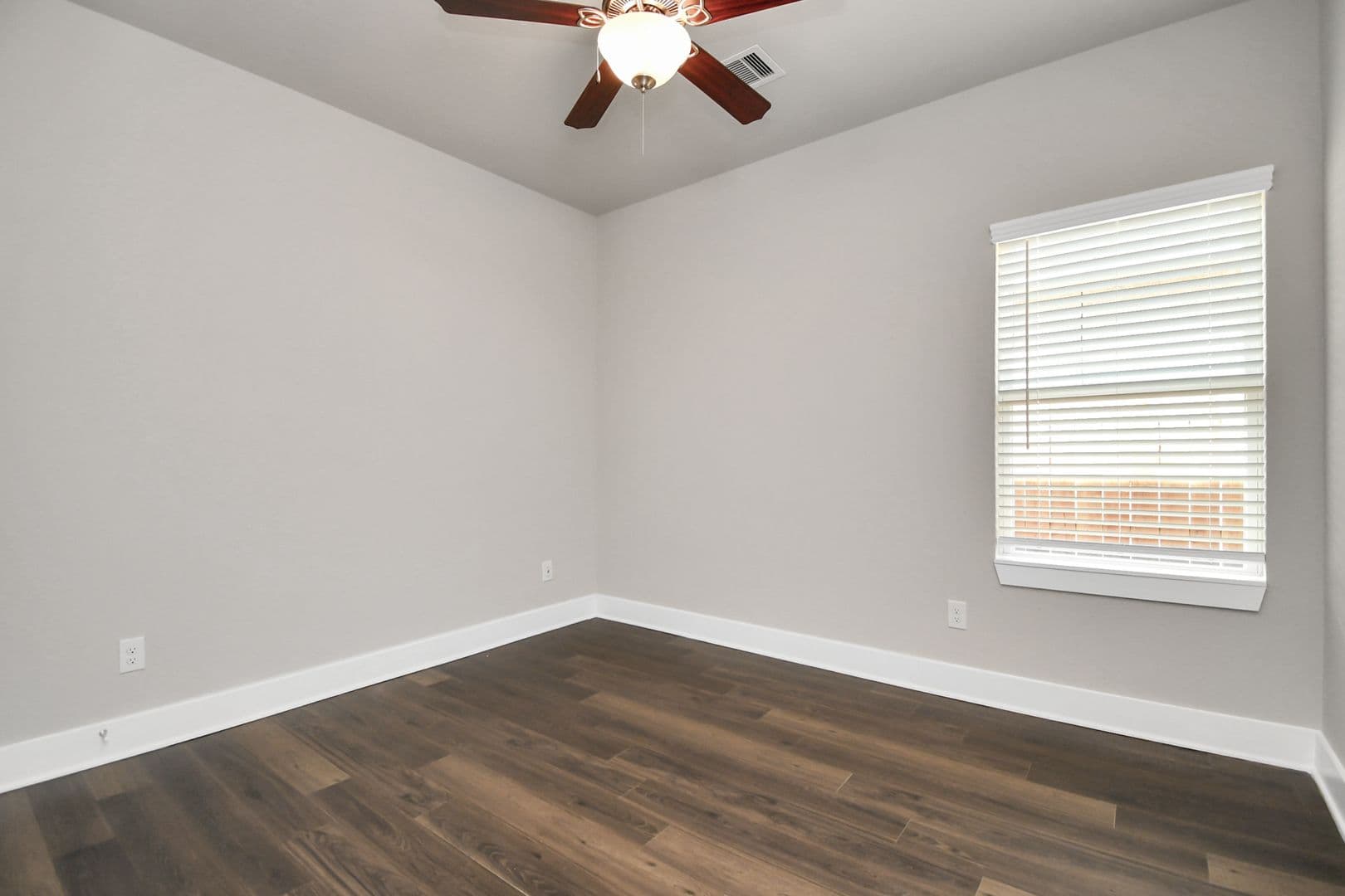 Rosharon Apartment: 10211 Alpine Lake Lane