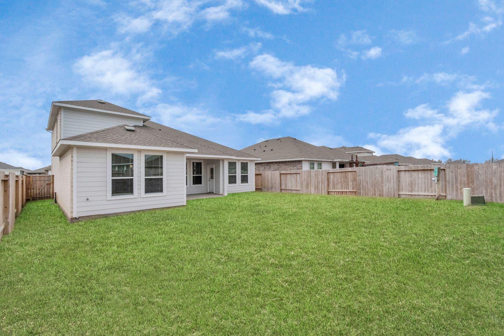 Rosharon Apartment: 10211 Alpine Lake Lane