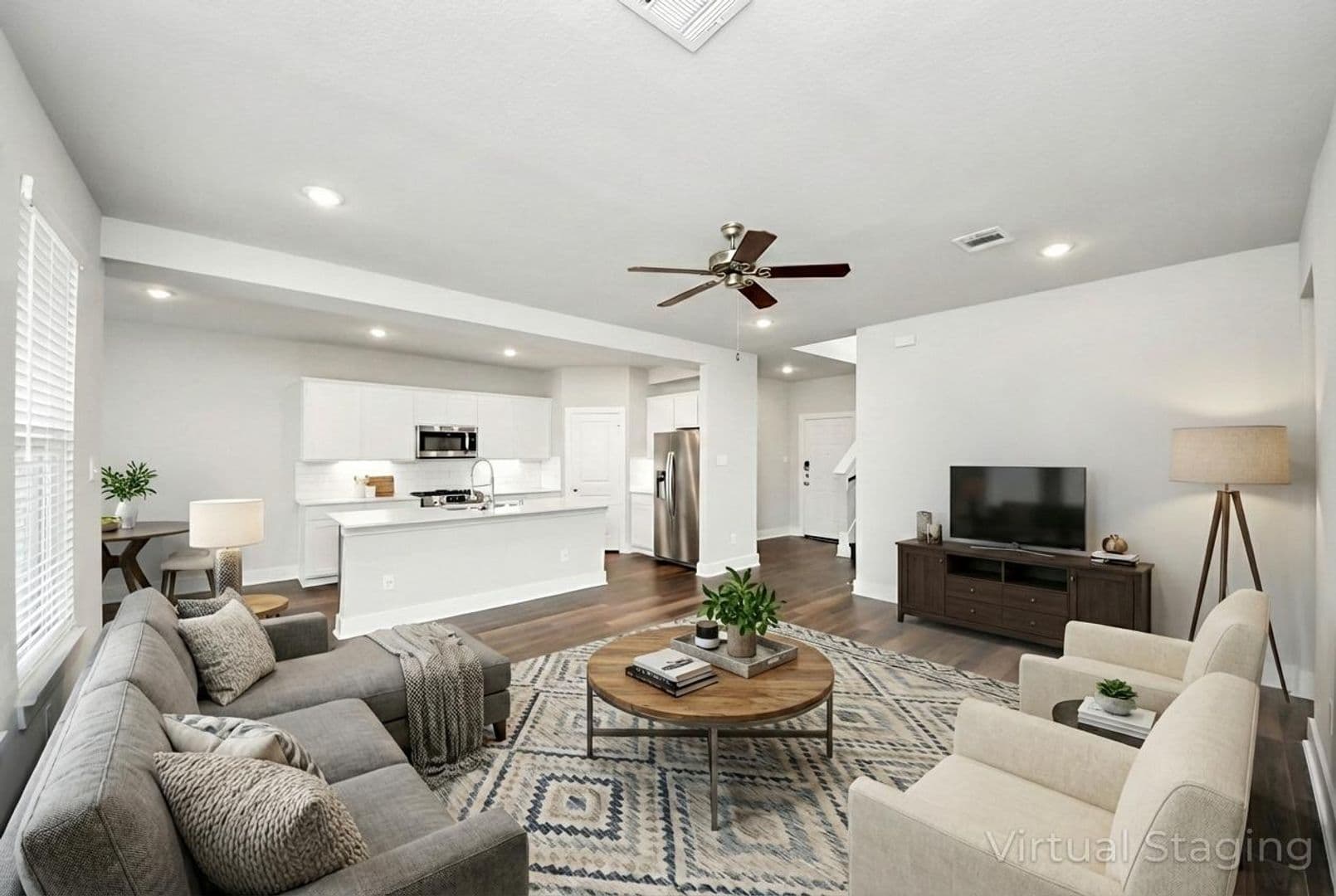 Rosharon House: 10630 Cascade Creek Drive