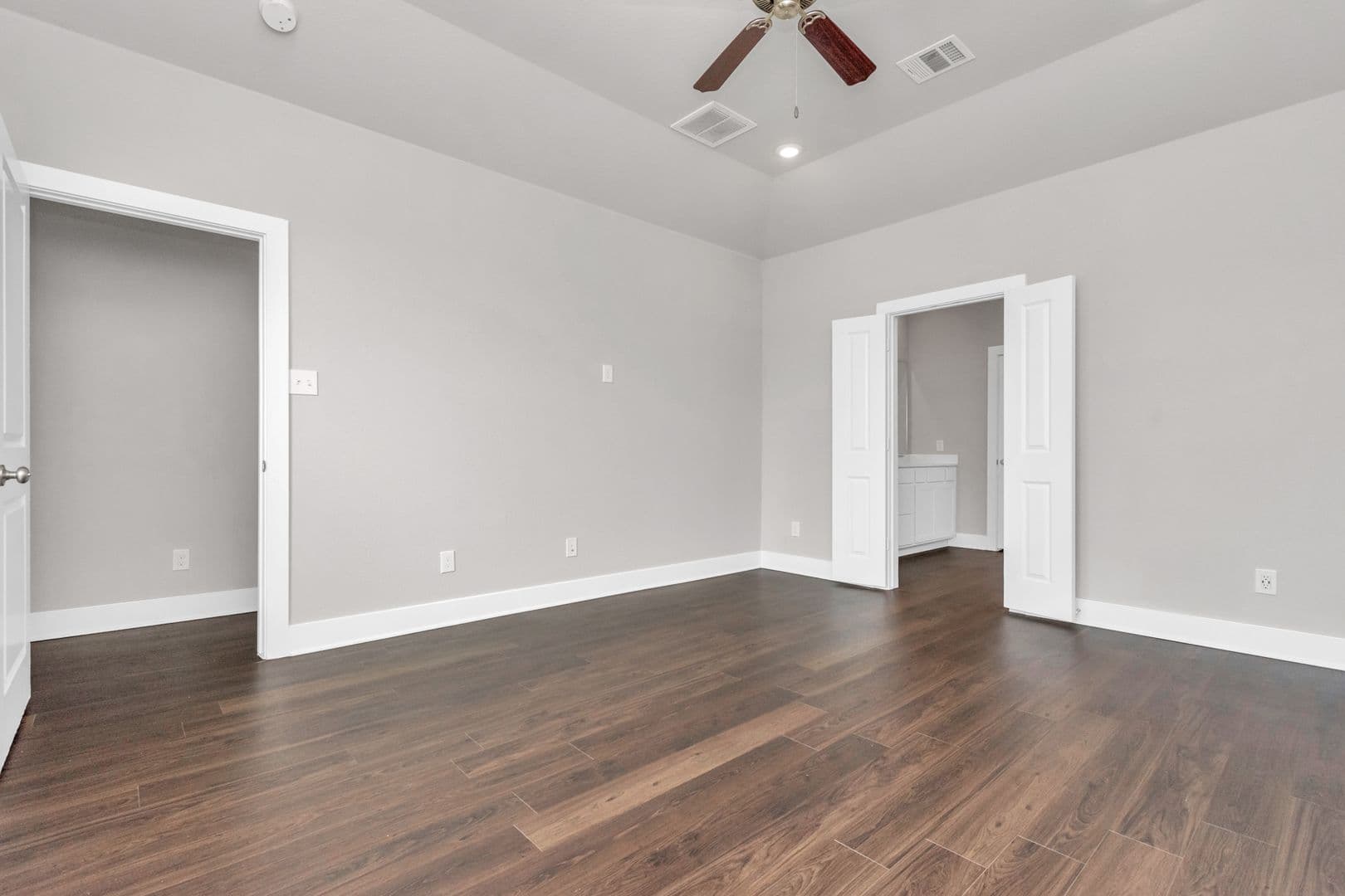 Rosharon House: 10607 Crescent Peak Court