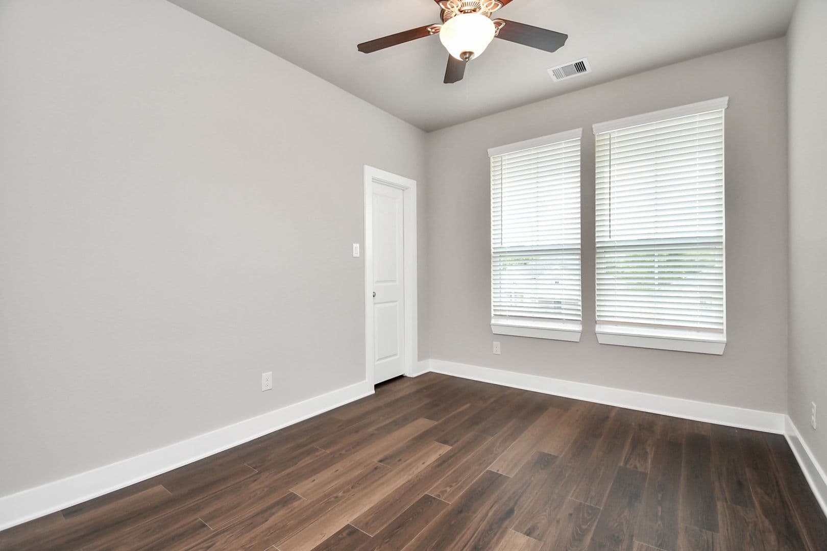 Rosharon Apartment: 10211 Alpine Lake Lane