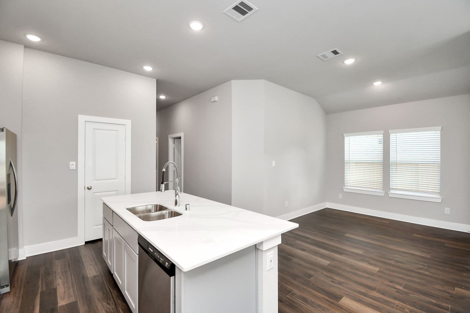 Rosharon Apartment: 10211 Alpine Lake Lane