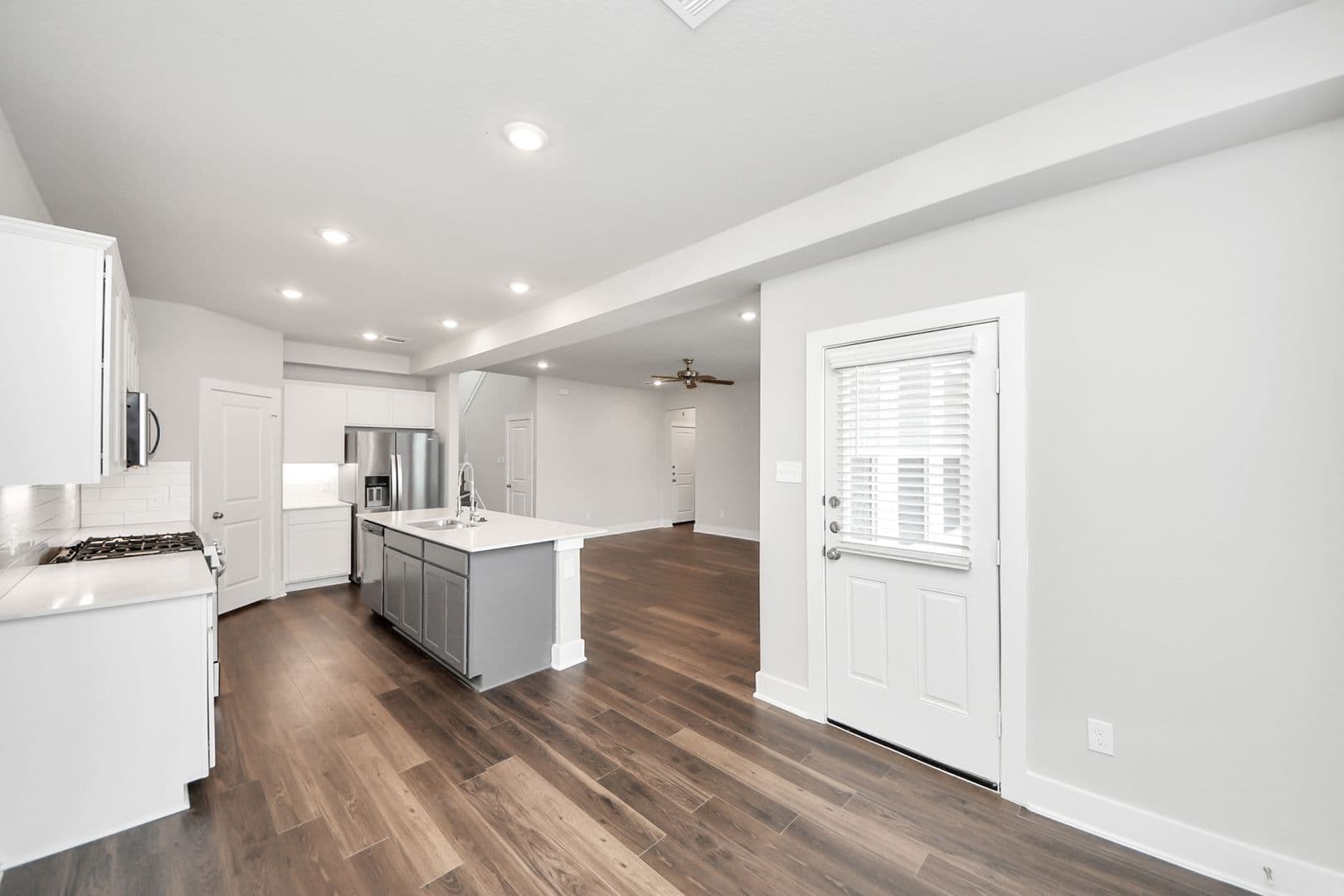 Rosharon Apartment: 10211 Alpine Lake Lane