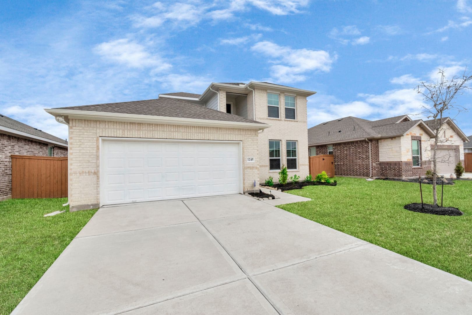 Rosharon House: 10618 Cascade Creek Drive