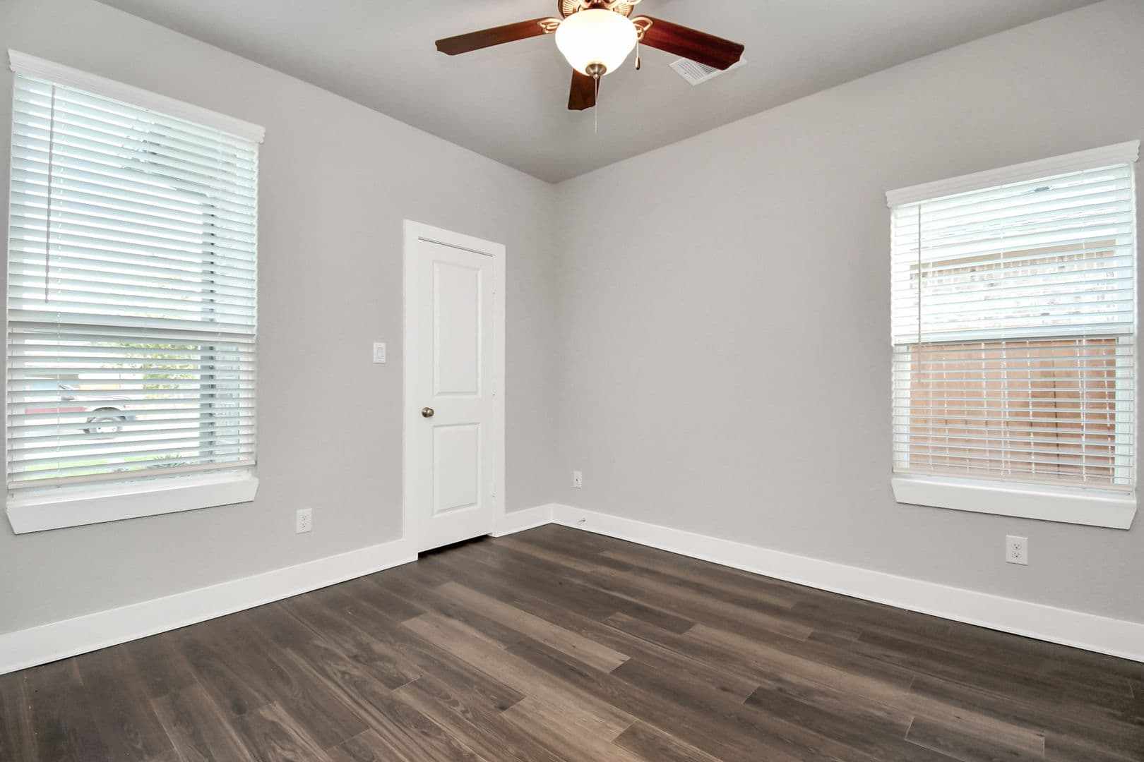 Rosharon Apartment: 10211 Alpine Lake Lane