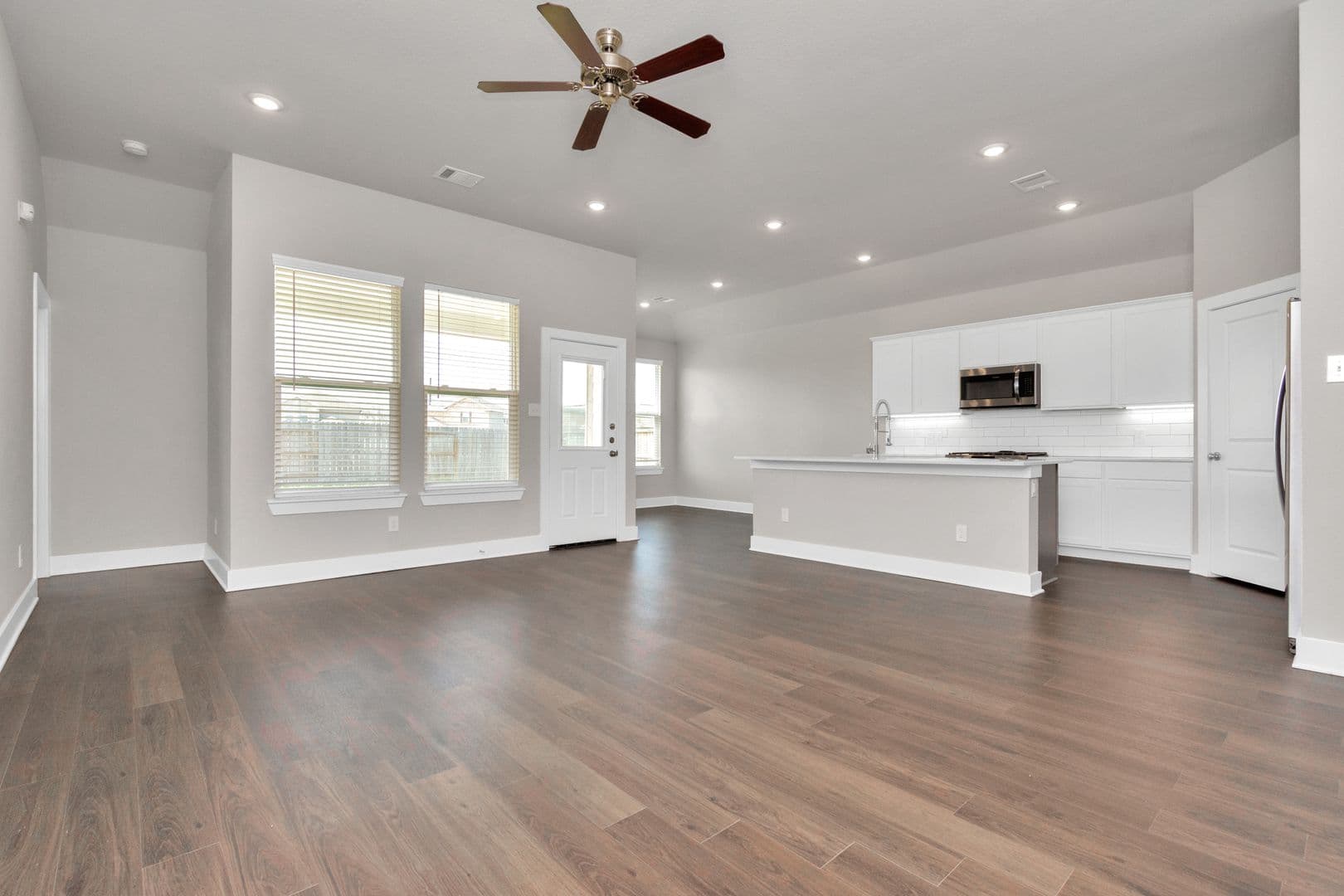 Rosharon Apartment: 10211 Alpine Lake Lane