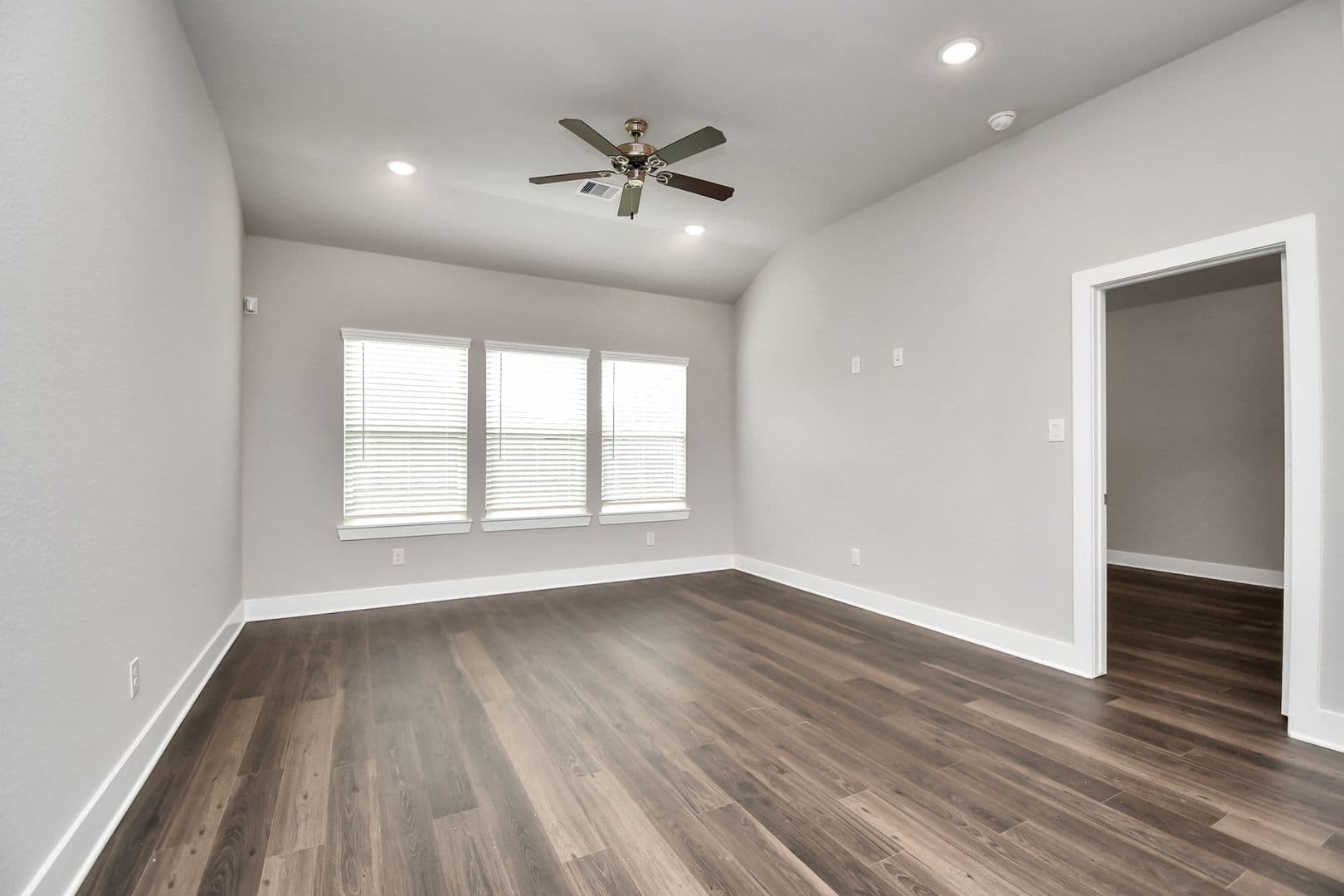 Rosharon Apartment: 10211 Alpine Lake Lane