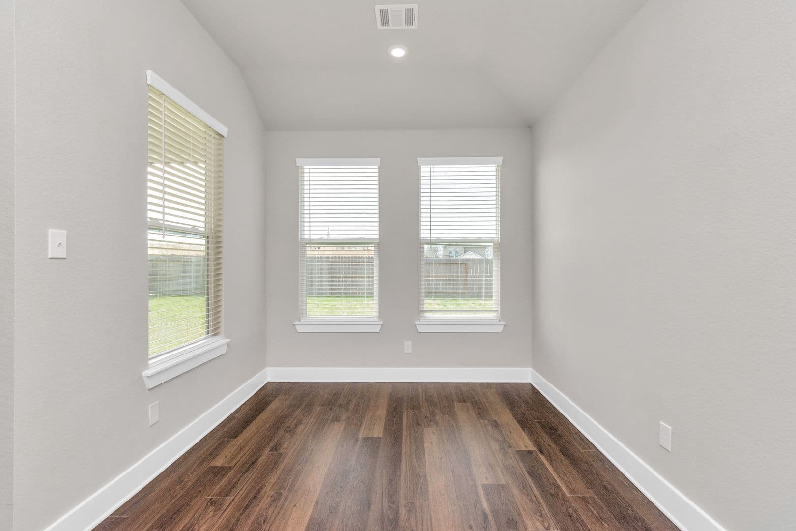 Rosharon Apartment: 10211 Alpine Lake Lane