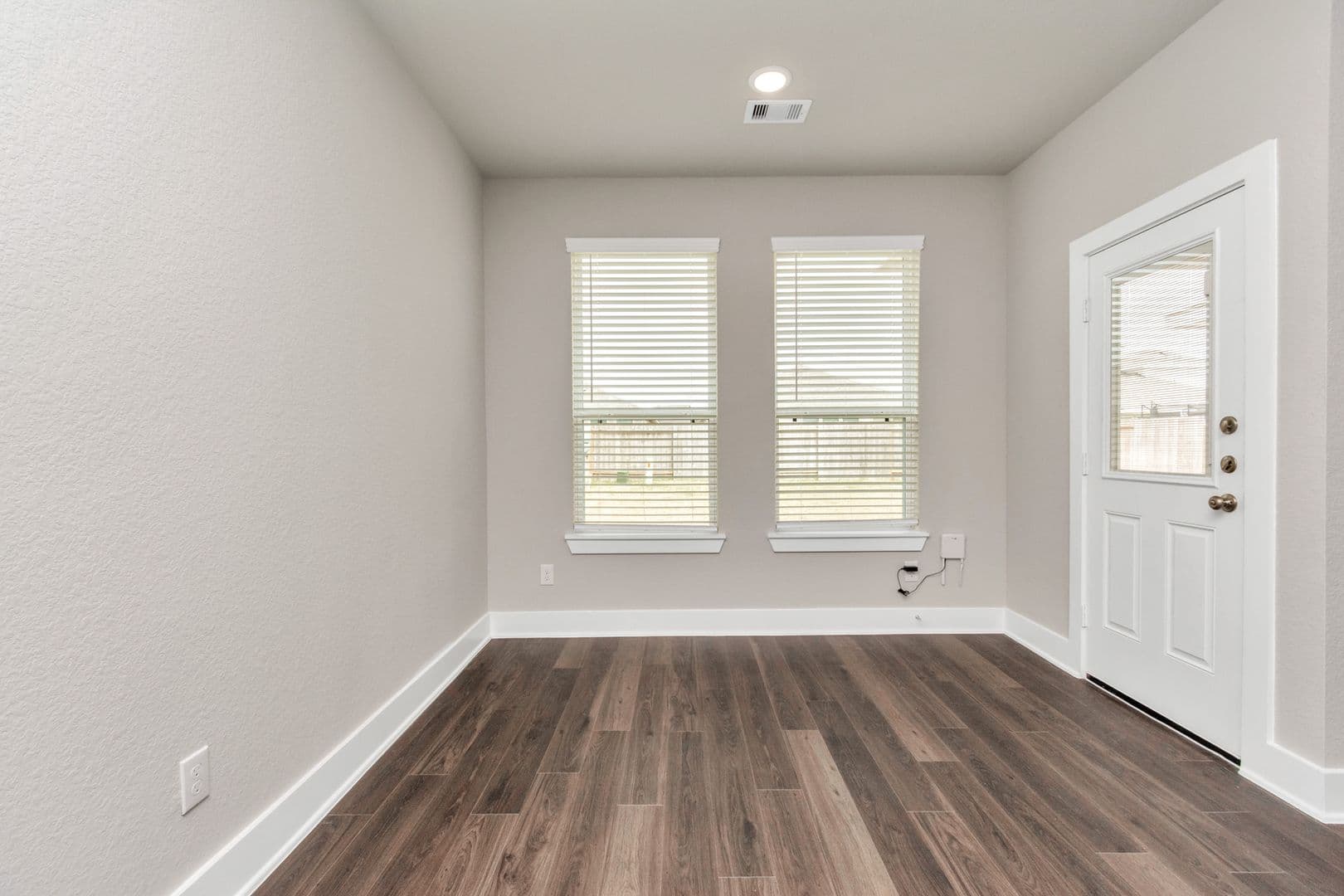 Rosharon House: 1233 Scarlet Creek Drive