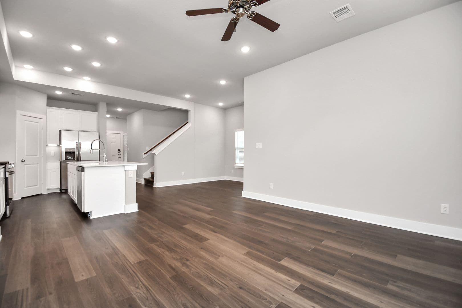 Rosharon Apartment: 10211 Alpine Lake Lane