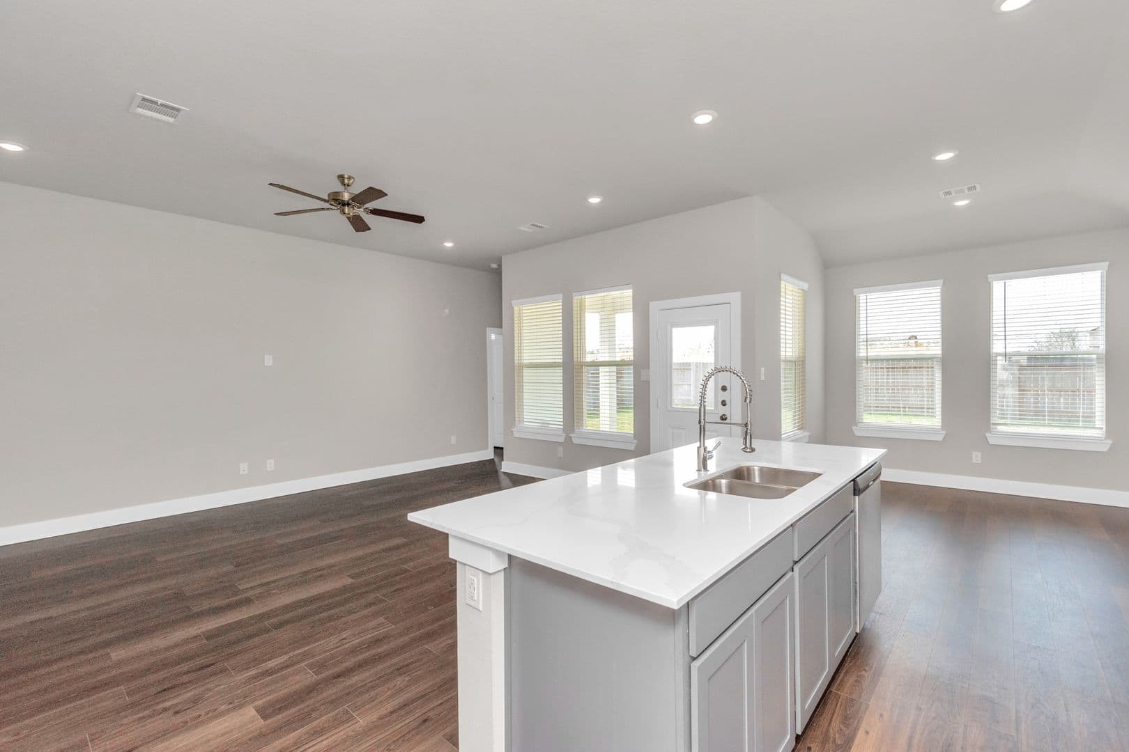 Rosharon Apartment: 10211 Alpine Lake Lane