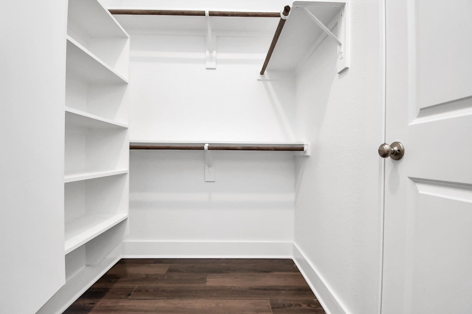 Rosharon Apartment: 10211 Alpine Lake Lane