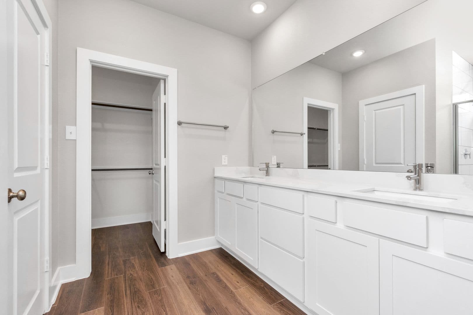 Rosharon Apartment: 10211 Alpine Lake Lane
