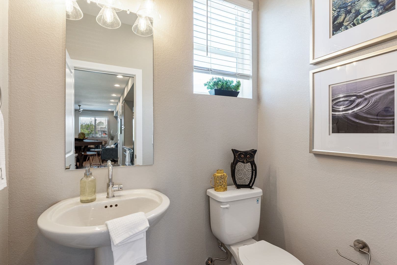 Denver Apartment: 8850 E Mississippi Ave