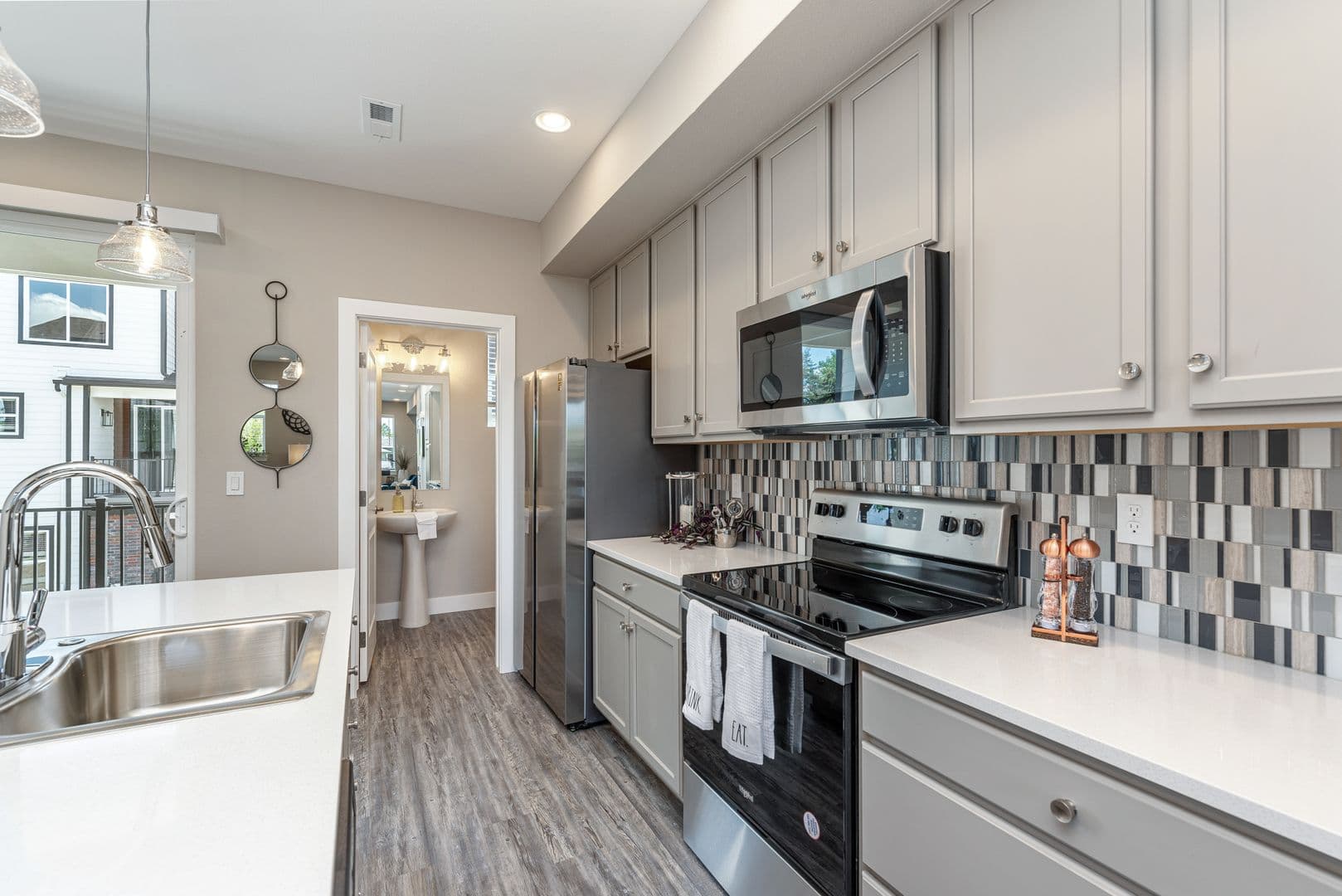 Denver Apartment: 8850 E Mississippi Ave