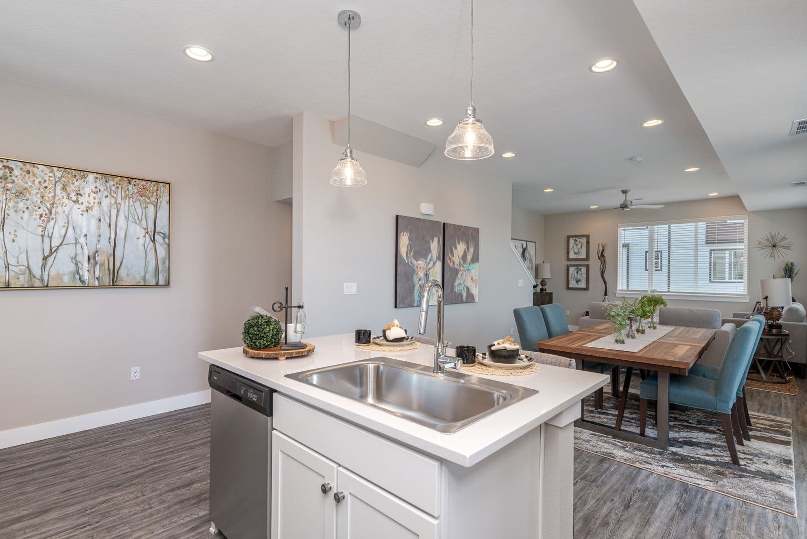 Denver Apartment: 8850 E Mississippi Ave