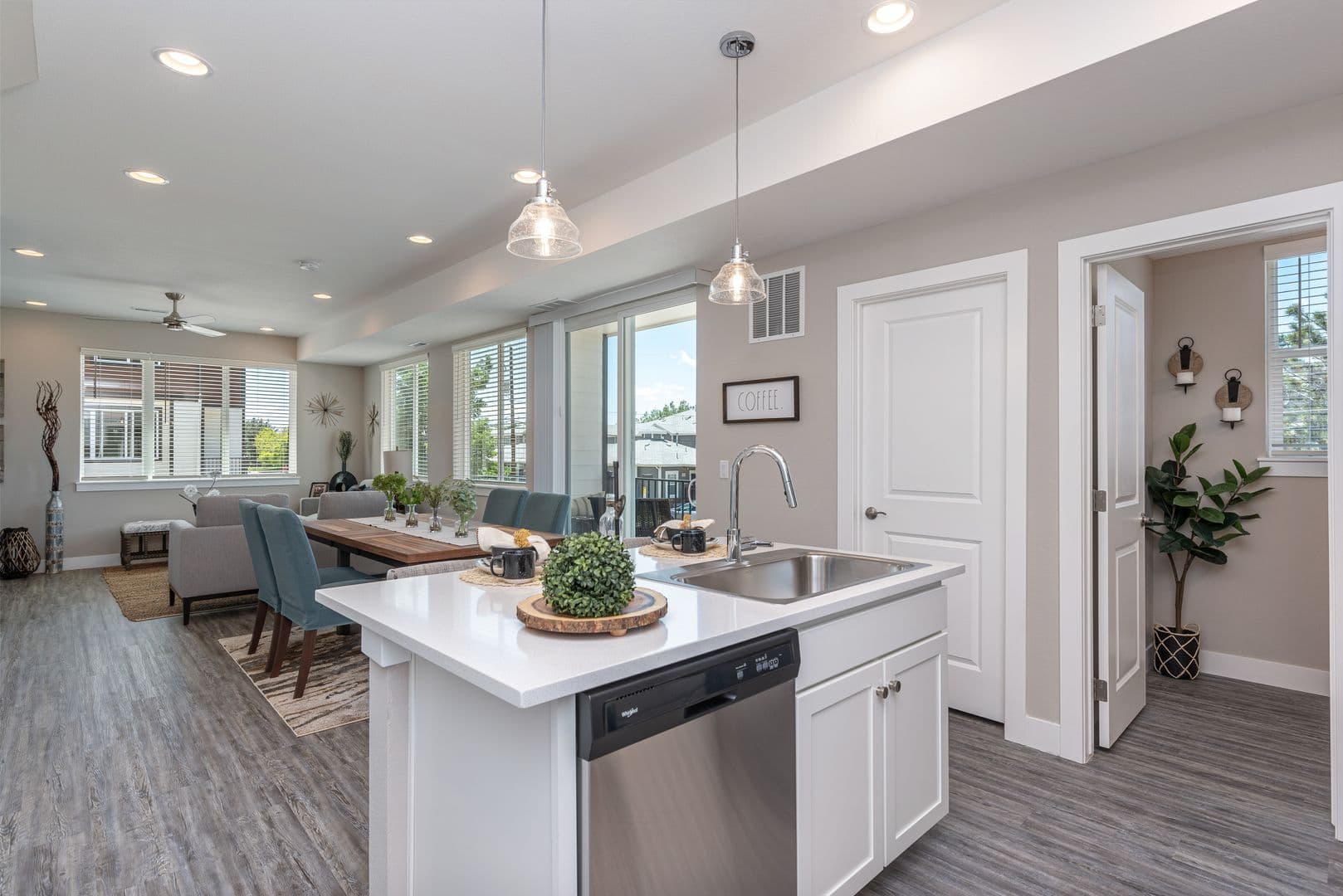 Denver Apartment: 8850 E Mississippi Ave