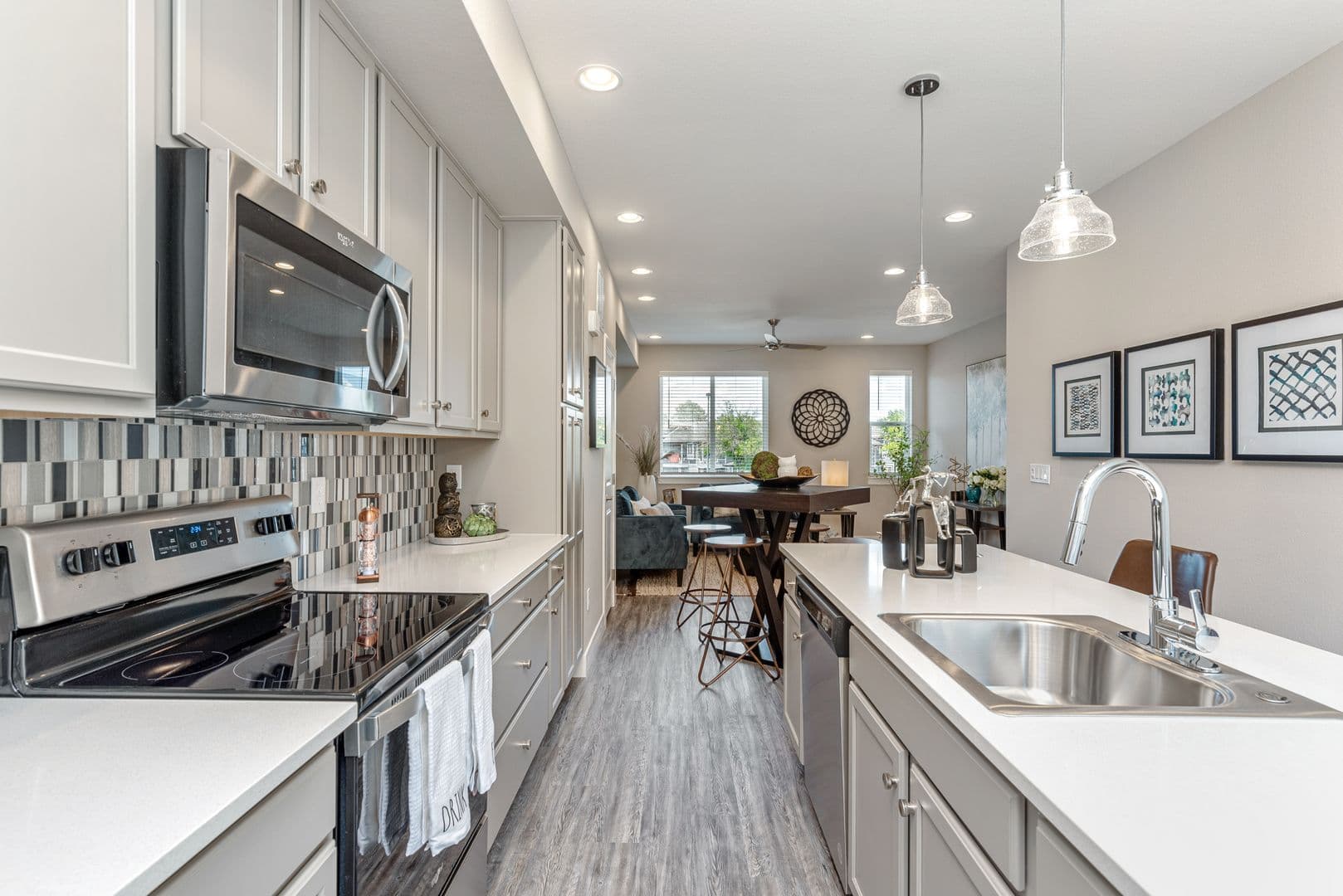 Denver Apartment: 8850 E Mississippi Ave