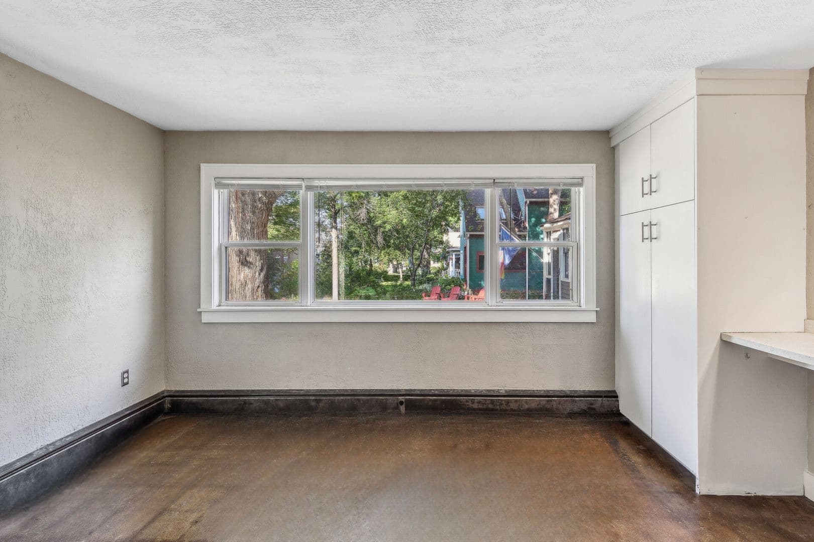 Saint Paul Apartment: 501 Ashland Ave